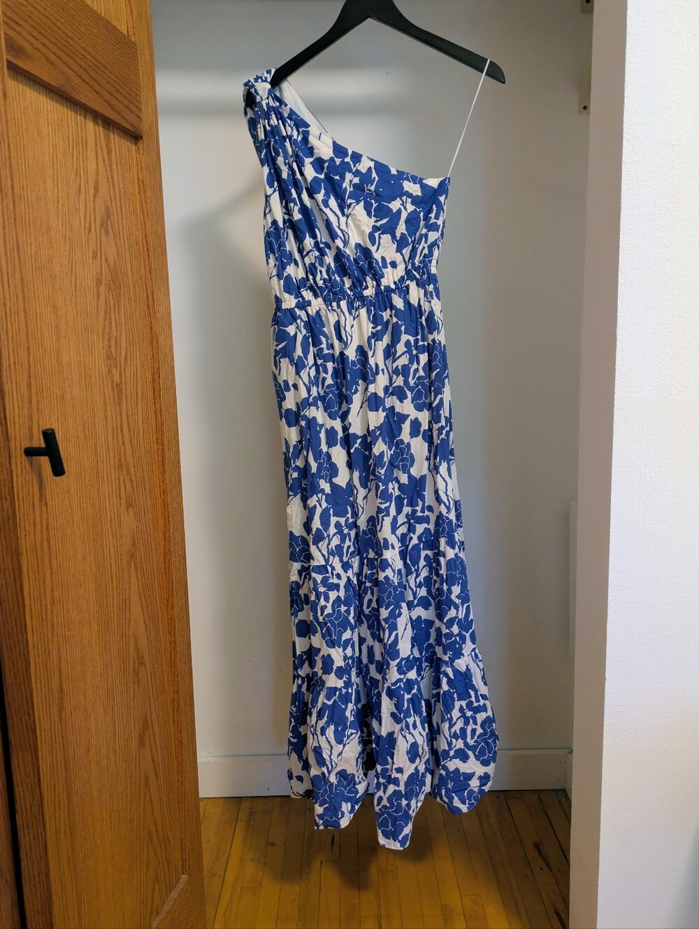 Tuckernuck Hyacinth House Sybil Blue Floral One Shoulder Maxi Dress Size small